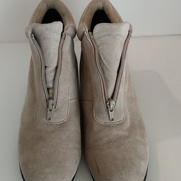 Beacon Suede Embroidered Booties – Taupe – Anti-Shock – W 8.5 - Picture 11 of 12